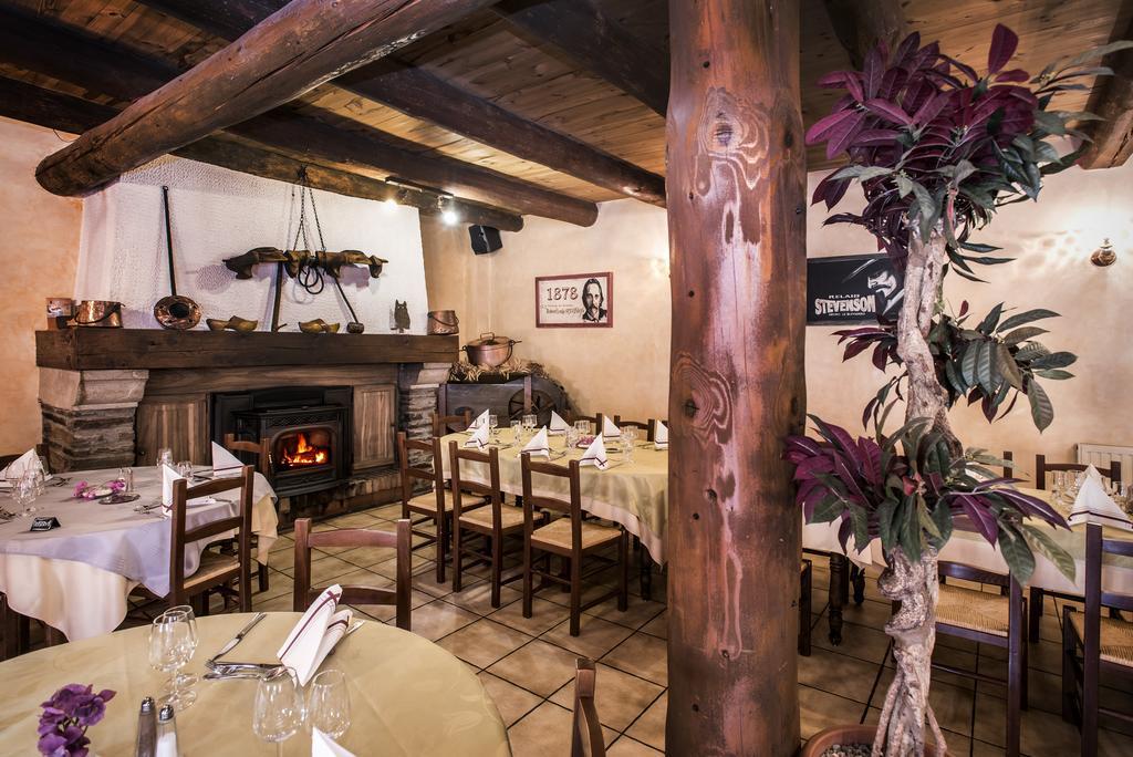 Logis Hotel Restaurant La Remise Le Bleymard Zewnętrze zdjęcie